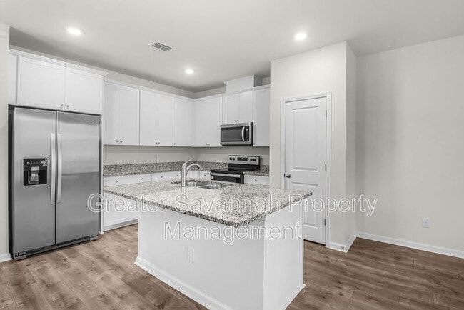 Building Photo - 137 Benelli Dr