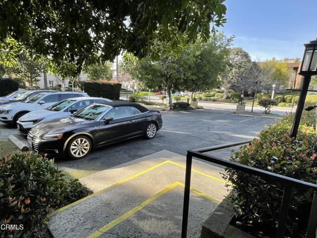 Building Photo - 111 S Orange Grove Blvd