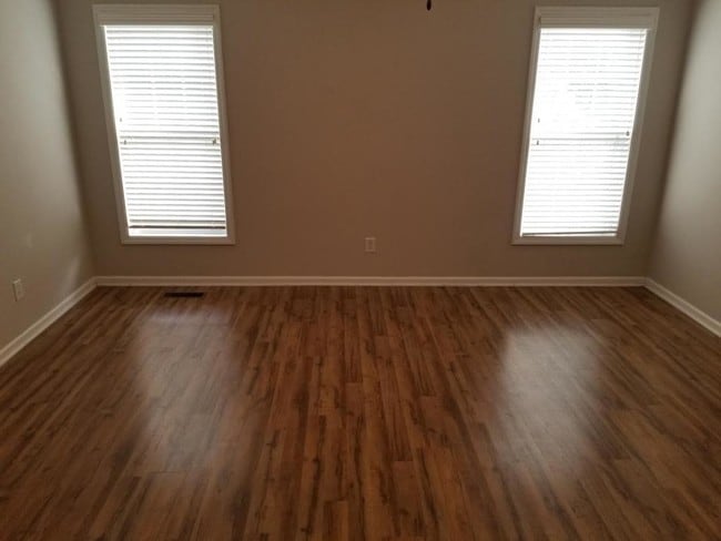 Building Photo - 2136 Flagstone Ct