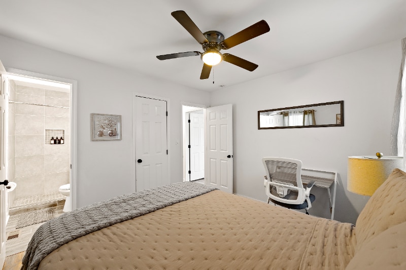 Building Photo - 5989 Bowden St