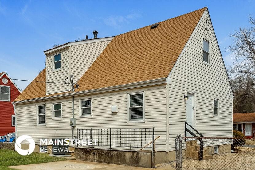 Building Photo - 800 Tyson Dr