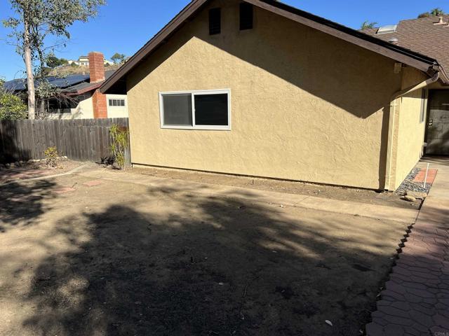 Building Photo - 1282 Whitsett Dr