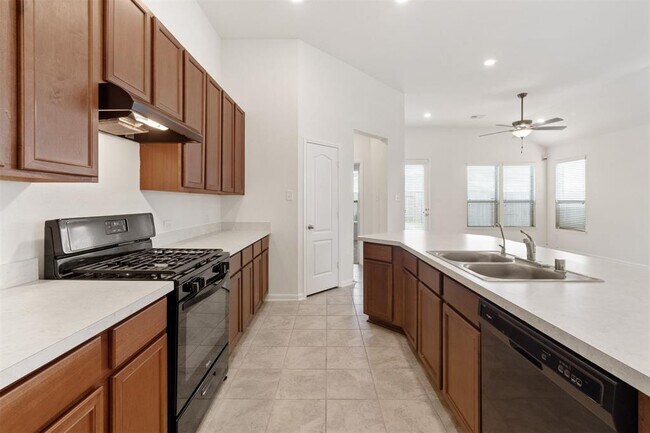 Building Photo - 28330 Little Hollow CT