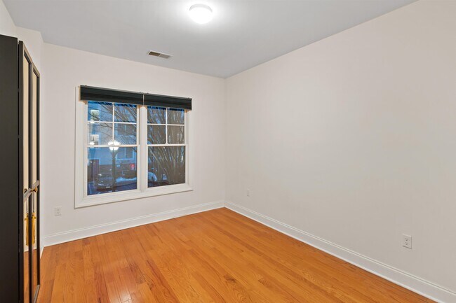 Building Photo - 36 Independence Way