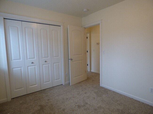 Building Photo - 3536-3538 Fisher Ct NE Salem, OR 97305