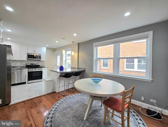 Building Photo - 5206 12th St NE