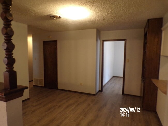 Building Photo - Pets negotiable with owner approval