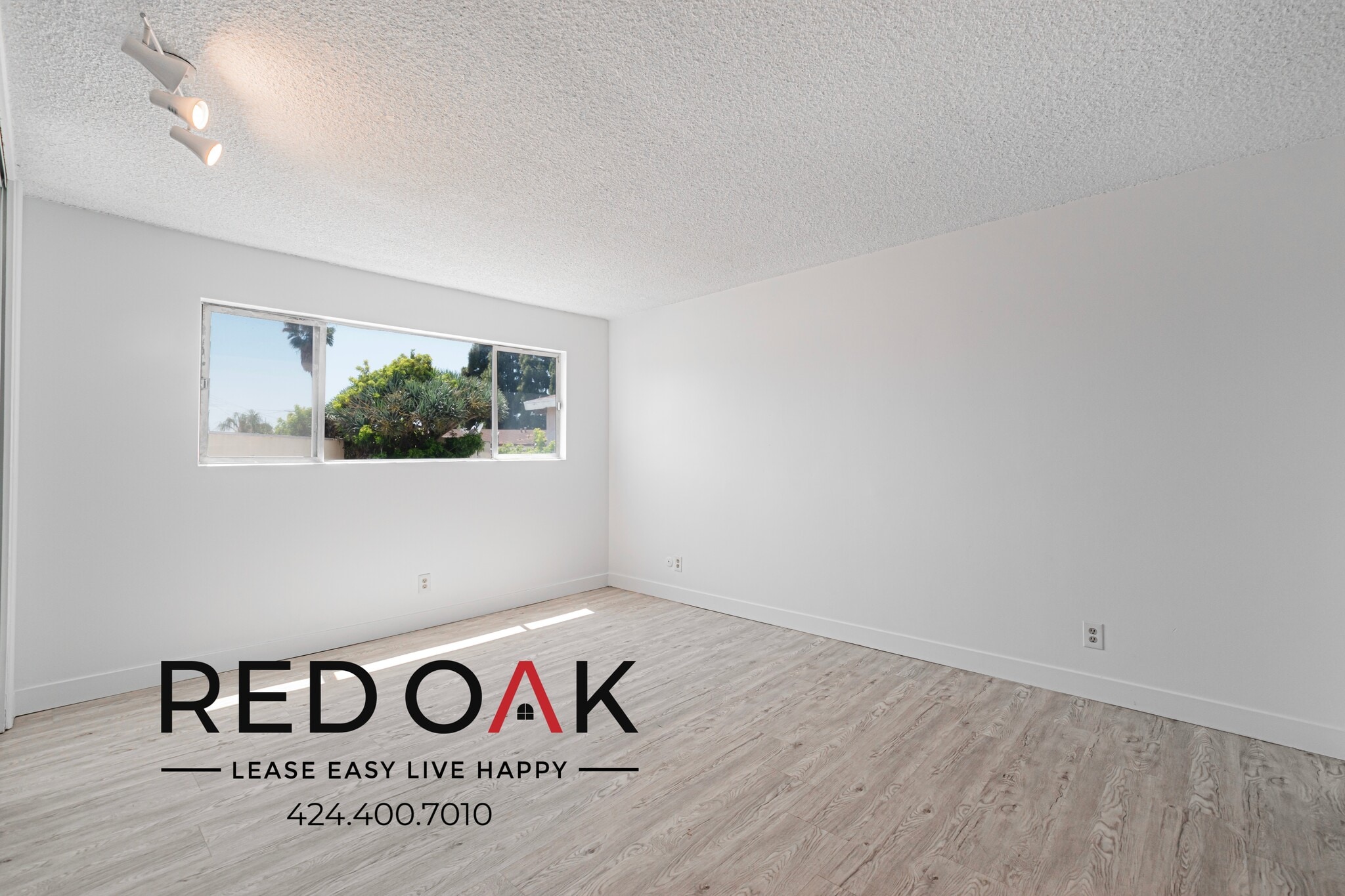 Building Photo - 700 Glenway Dr
