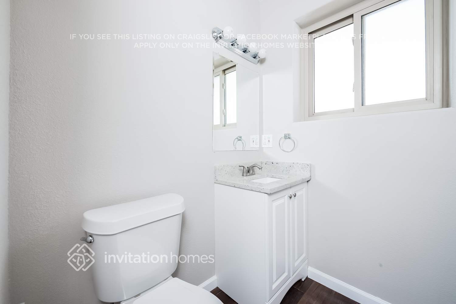 Building Photo - 10976 Jay St