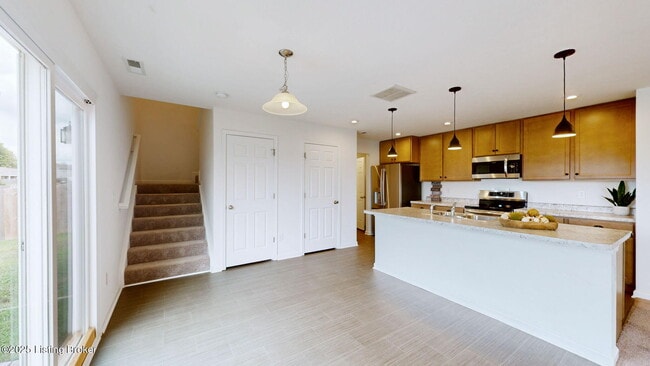 Building Photo - 192 Blue Ridge Cir