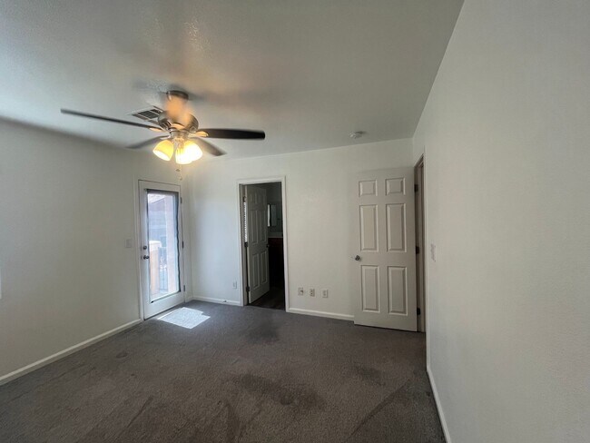 Building Photo - Spacious 2-Story Home with Oversized Beds ...