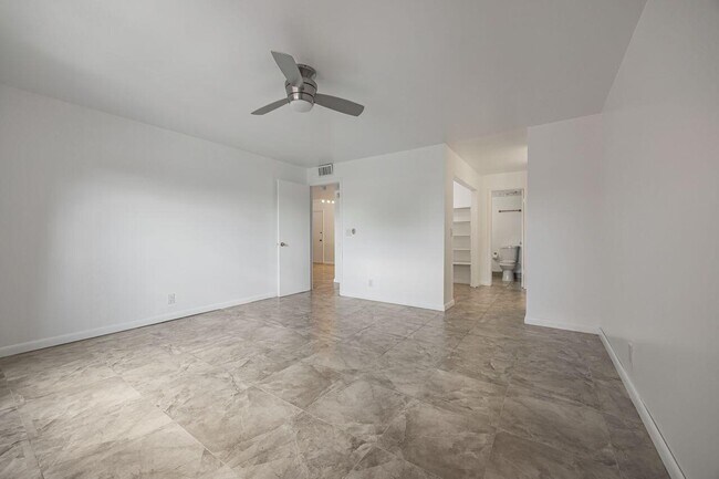Building Photo - 22605 SW 66th Ave