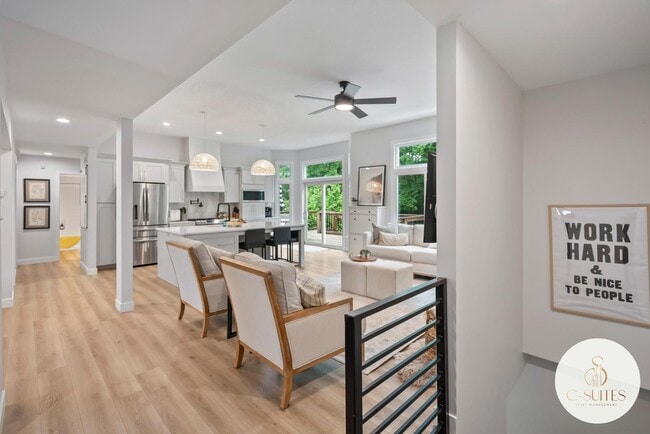 Building Photo - 1709 NW 33rd Pl