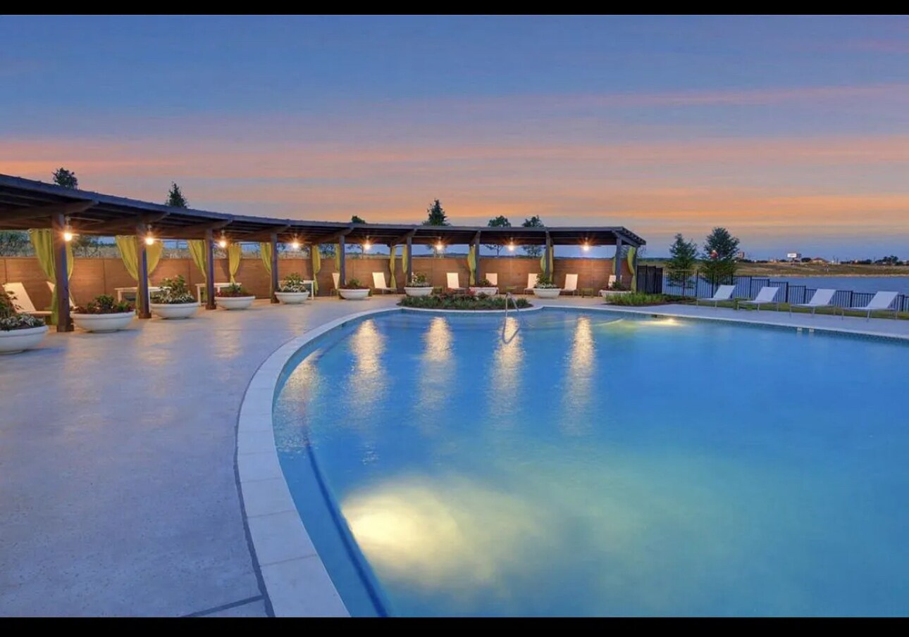 Building Photo - 701 Harmony Trl