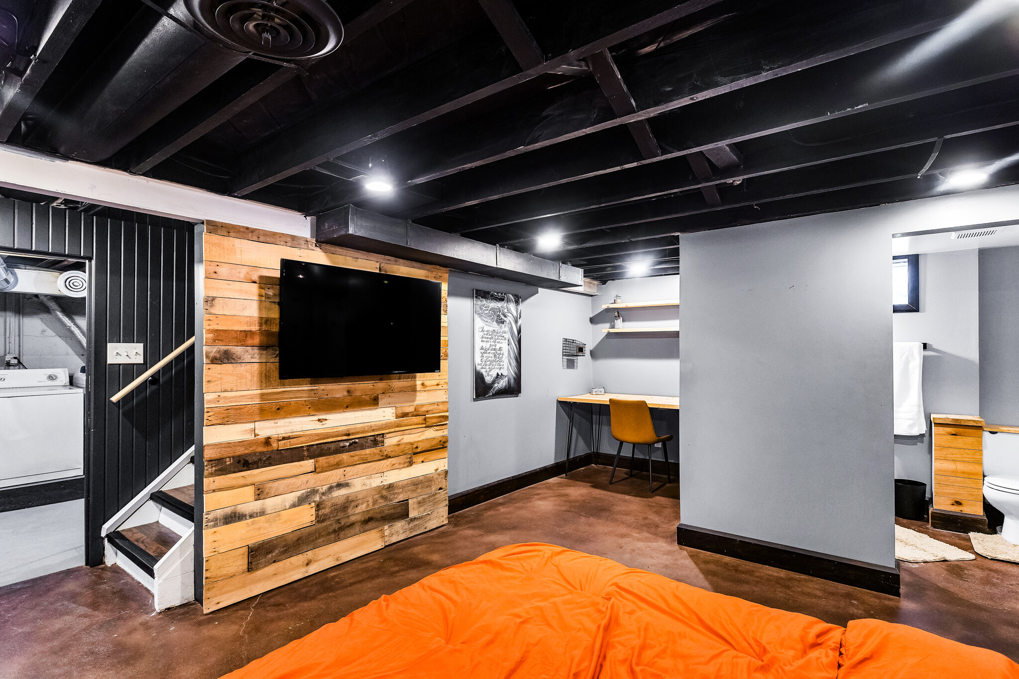 Building Photo - 1140 Trumbull Ave SE