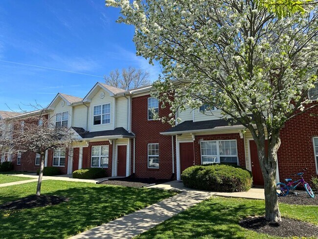 Building Photo - 6010 Castleford Dr