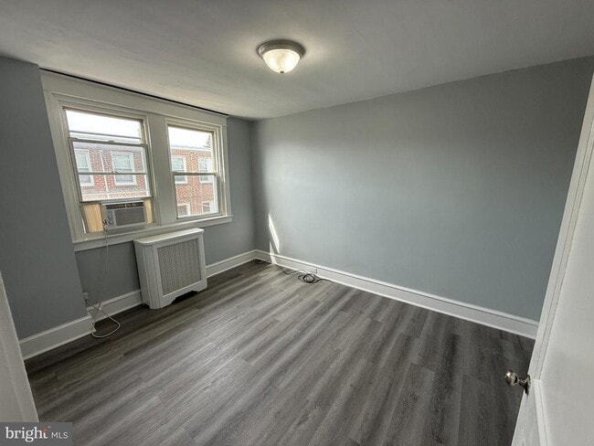 Building Photo - 4018 Chippendale Ave