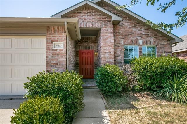 Building Photo - 5617 Talons Crest Cir