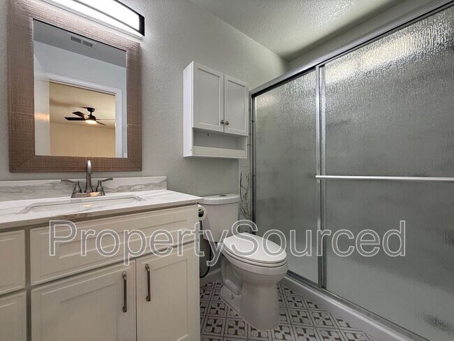 Building Photo - 1444 Snead Ct