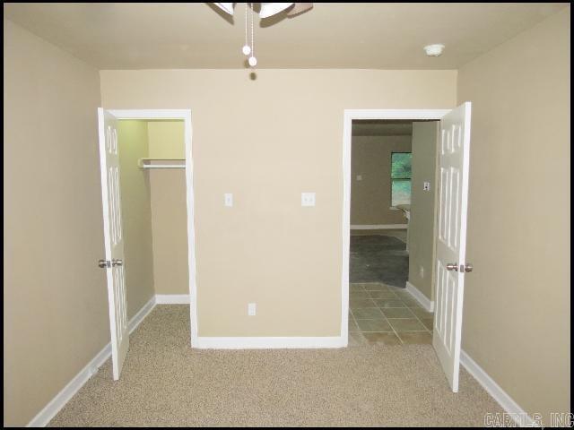 Building Photo - 185 Charles Dr