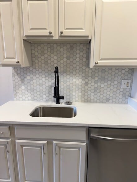 Newly renovated - 2221 Saint Paul St