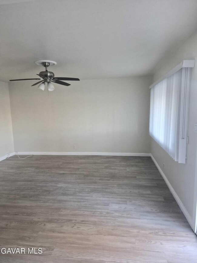 Building Photo - 38657 Ladelle Ave