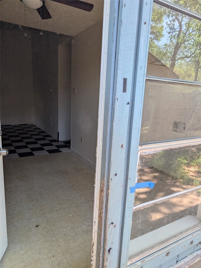 Building Photo - 9507 Night Star Dr