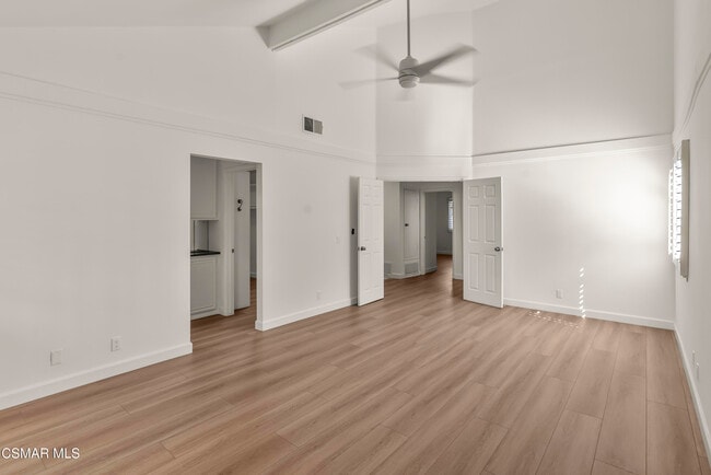 Building Photo - 2938 Winding Ln