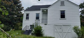 Building Photo - 907 Cherry Ln