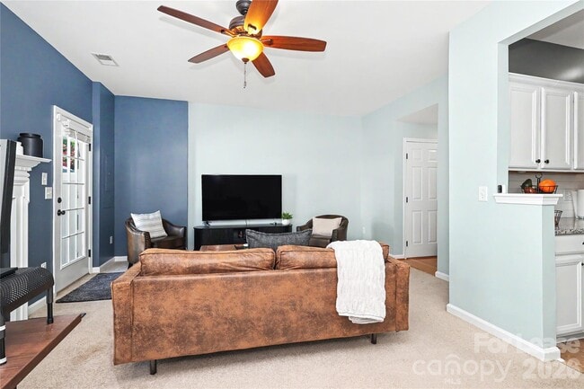Building Photo - 9446 Cadman Ct