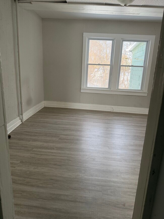 Building Photo - 20-22 Dorchester Ave