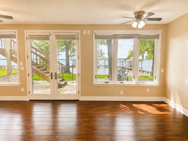 Building Photo - 20543 Appaloosa Trail