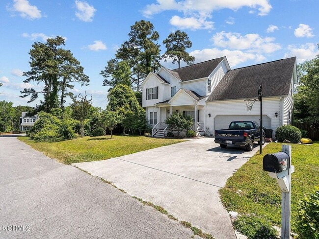 Building Photo - 1010 Meridian Dr