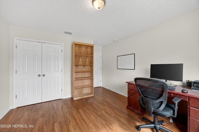 Building Photo - 940 State Rd 13 N