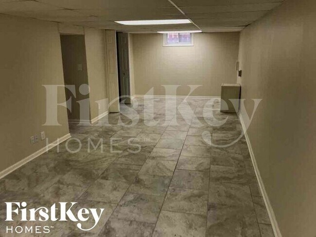 Building Photo - 1114 Jewett St