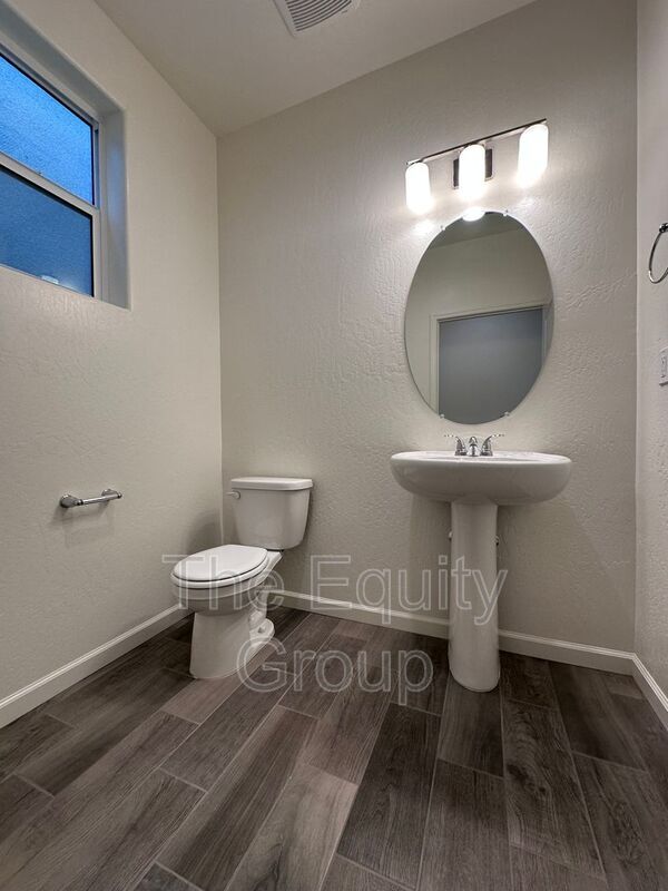 Building Photo - 30536 Delancy Rd