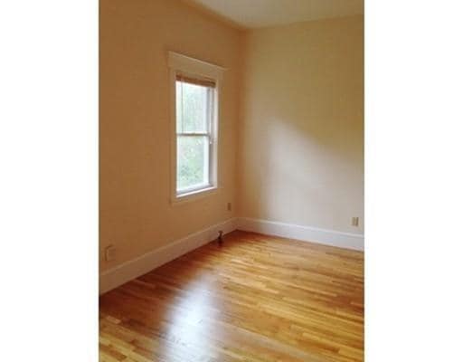 Building Photo - 16 Follen St