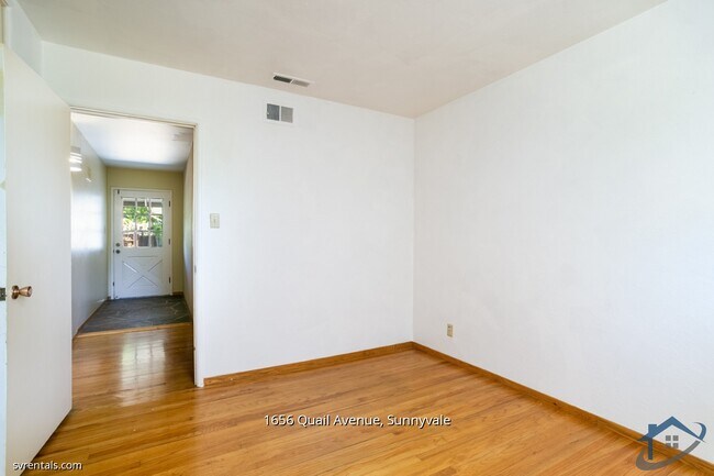 Building Photo - 1656 Quail Ave