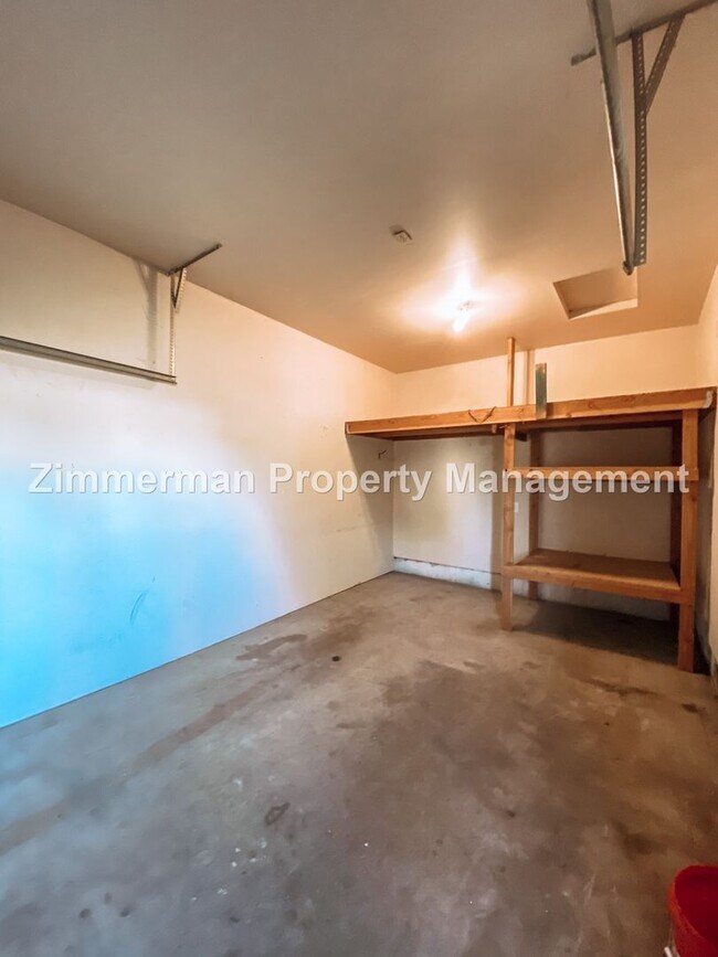 Building Photo - 485 N 24th St