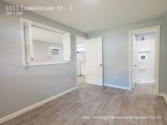 Building Photo - 1033 Cumberland St