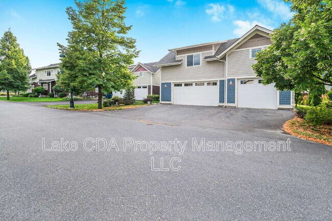 Building Photo - 3270 N Waterwood Ln