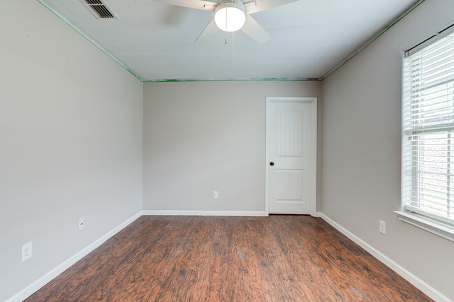 Building Photo - 6905 91st St