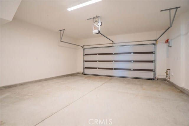 Building Photo - 1685 W Rhombus Ln