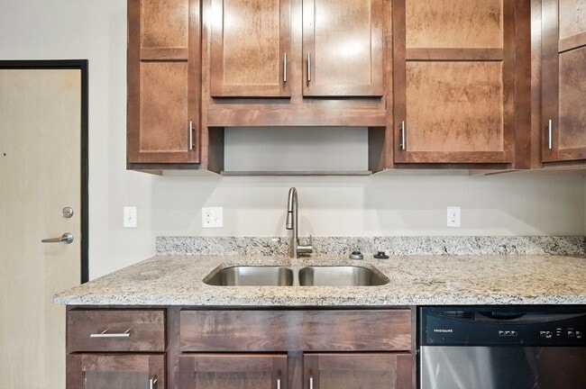 Interior Photo - New Windsor Flats