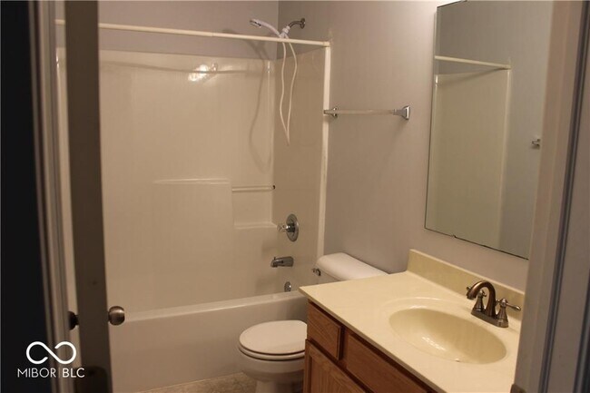 Building Photo - 12117 Royalwood Ct