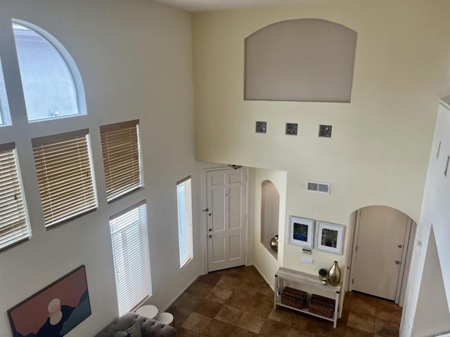 Building Photo - 4635 Da Vinci St