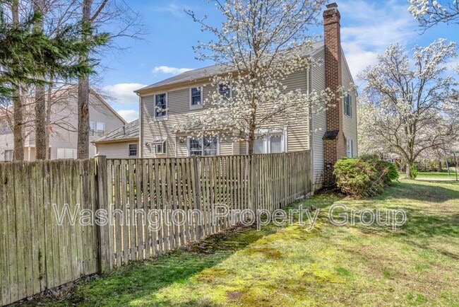 Building Photo - 5602 Grouper Ct