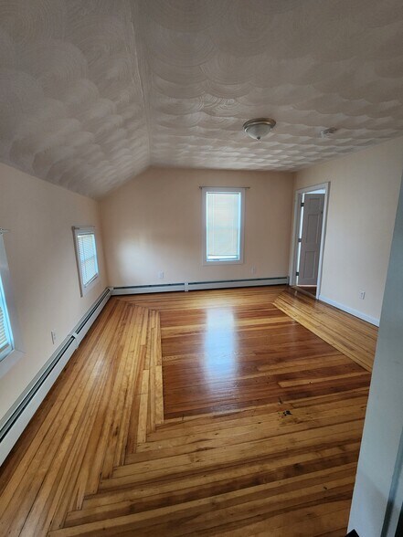 Living Area - 9 Maple St