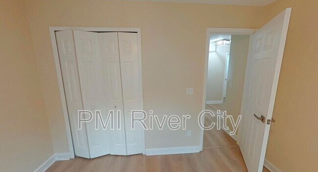 Building Photo - 502 Tidal Wave Ln