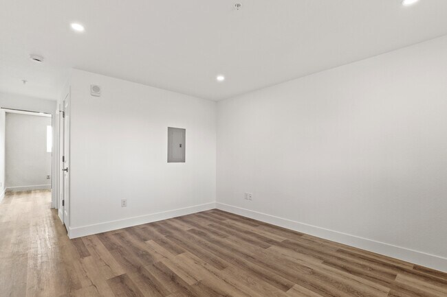 Floorplan - Eleven8 Apartments